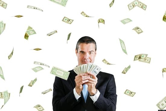 疫情之年美国大企业CEO薪酬飙升近15%