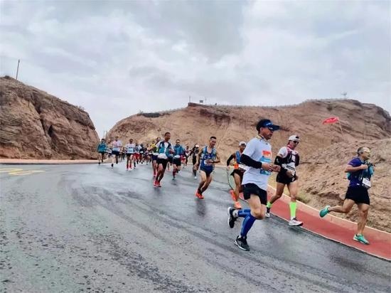 追问谁来为白银赛事担责